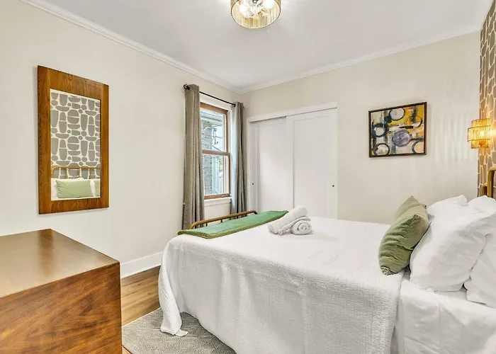 2 Brs & Space To Spread Out, Pets Ok, Coffee Bar Brookfield