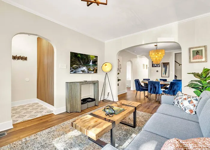 2 Brs & Space To Spread Out, Pets Ok, Coffee Bar Holiday home